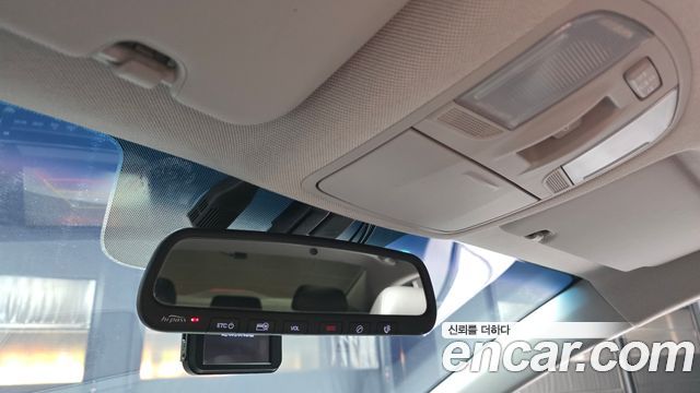 Hyundai AVANTE 2016 — photo 16