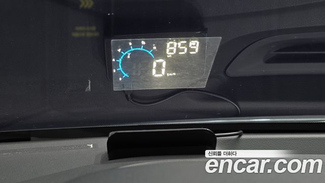Hyundai AVANTE 2016 — photo 17