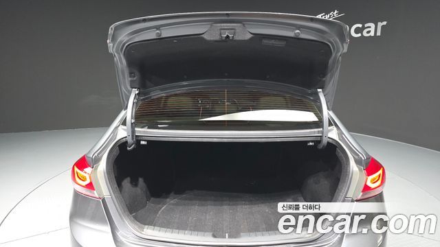 Hyundai AVANTE 2016 — photo 20