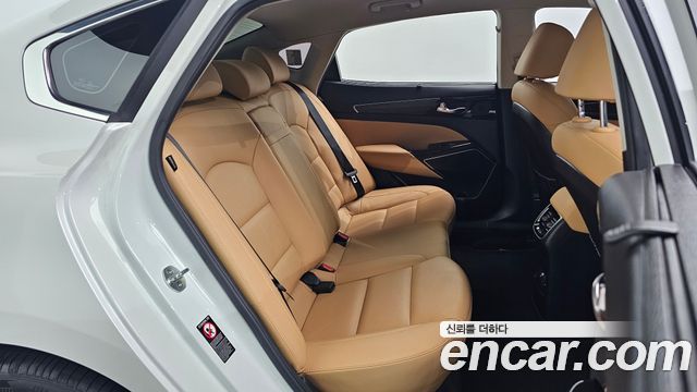 Kia K7 2020 — photo 11