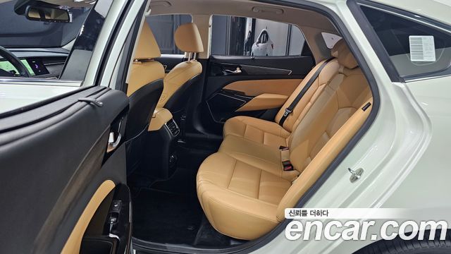 Kia K7 2020 — photo 12