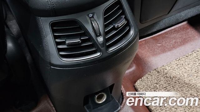 Hyundai Grandeur 2016 — photo 31