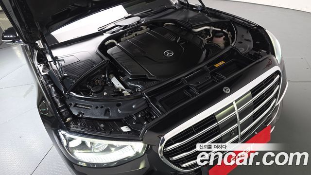 Mercedes-Benz S-Class 2021 — photo 6