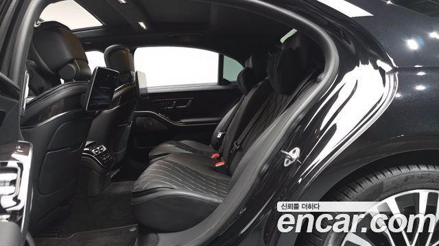Mercedes-Benz S-Class 2021 — photo 18