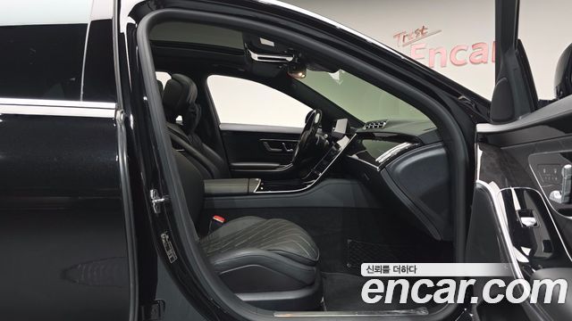 Mercedes-Benz S-Class 2021 — photo 16