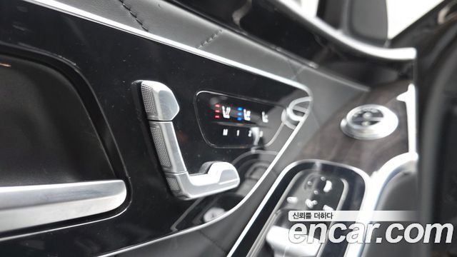 Mercedes-Benz S-Class 2021 — photo 29