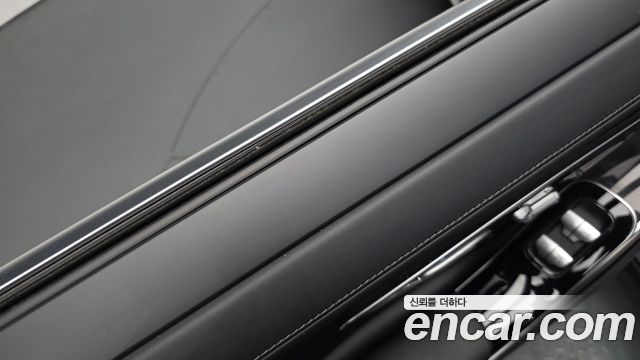 Mercedes-Benz S-Class 2021 — photo 38