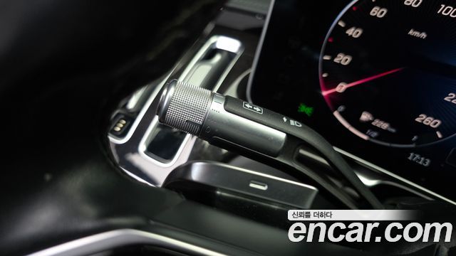 Mercedes-Benz S-Class 2021 — photo 39