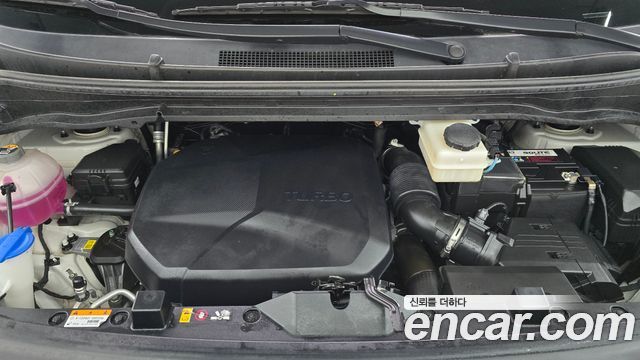 Hyundai Staria 2022 — photo 6