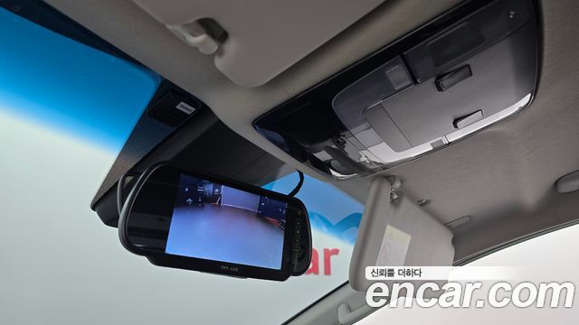 Hyundai Staria 2022 — photo 28