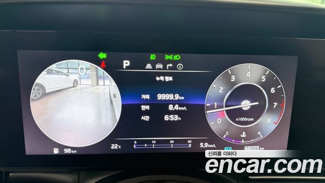Kia Canival 2023 — photo 8