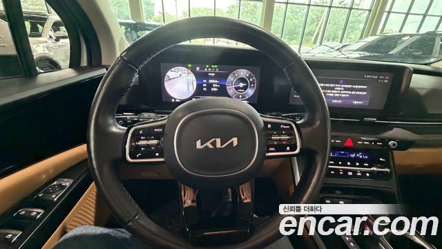 Kia Canival 2023 — photo 13