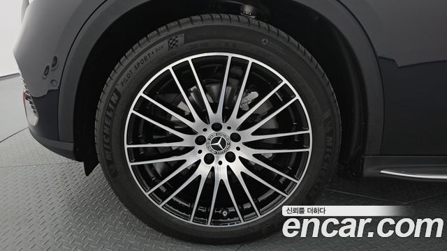 Mercedes-Benz GLC-Class 2025 — photo 5