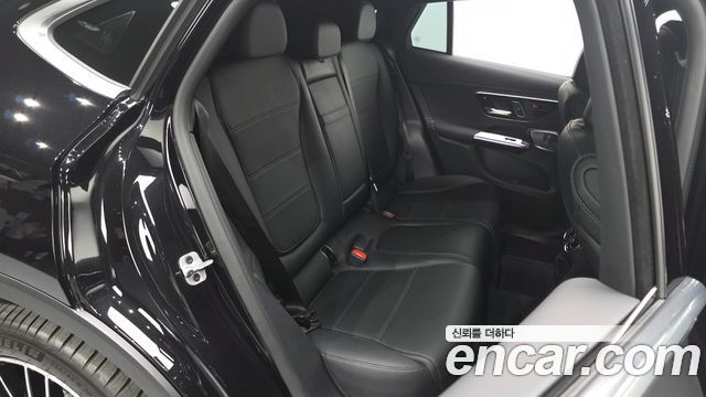 Mercedes-Benz GLC-Class 2025 — photo 18