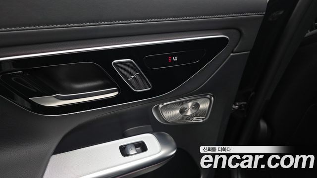 Mercedes-Benz GLC-Class 2025 — photo 25