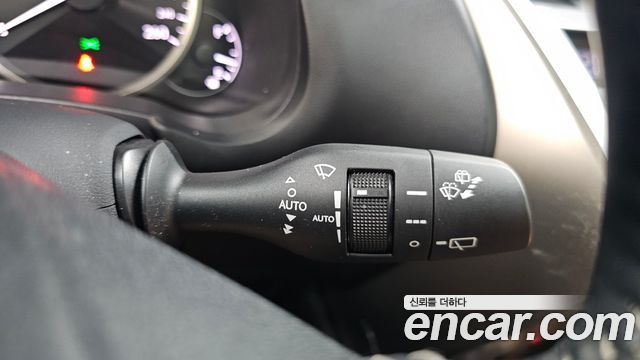 Lexus NX 2017 — photo 28