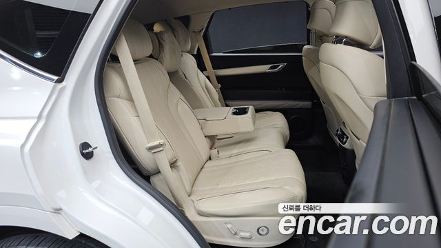 Genesis GV80 2023 — photo 11