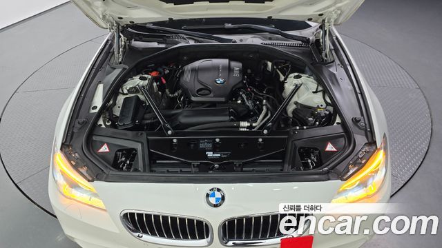 BMW 5-Series 2016 — photo 6