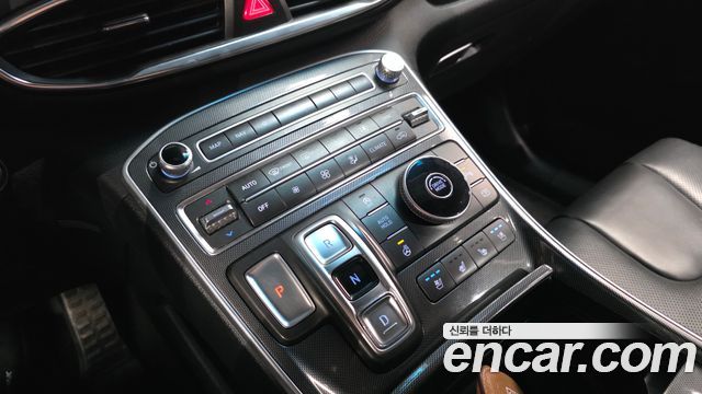 Hyundai Santafe 2021 — photo 12
