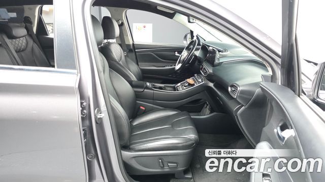 Hyundai Santafe 2021 — photo 17