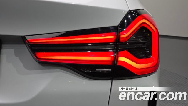 BMW iX3 2022 — photo 9