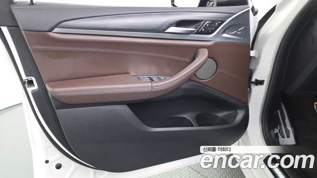 BMW iX3 2022 — photo 14