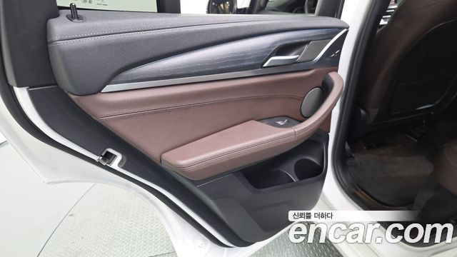 BMW iX3 2022 — photo 15