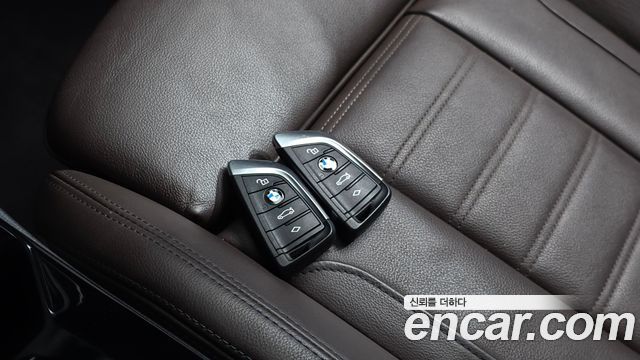 BMW iX3 2022 — photo 28