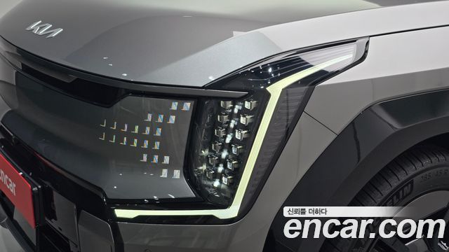 Kia EV9 2024 — photo 8