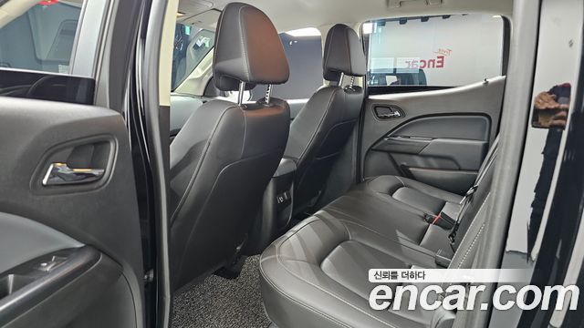 Chevrolet Korea Colorado 2021 — photo 18