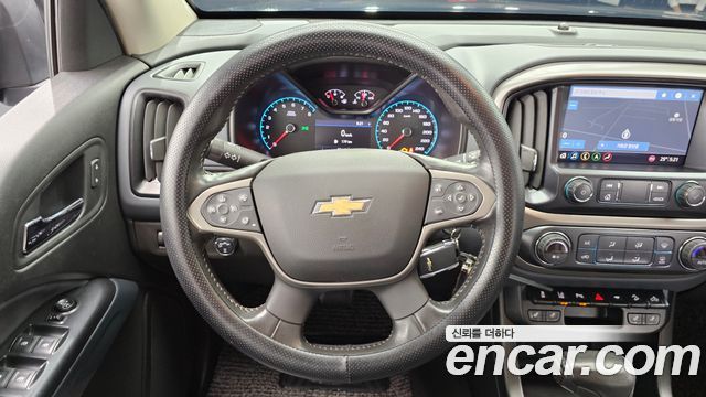 Chevrolet Korea Colorado 2021 — photo 19
