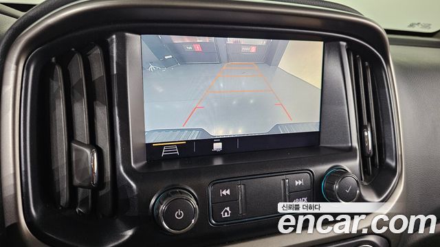 Chevrolet Korea Colorado 2021 — photo 23
