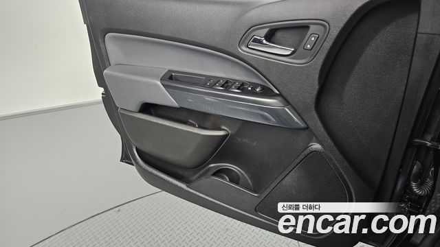 Chevrolet Korea Colorado 2021 — photo 14