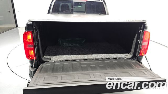 Chevrolet Korea Colorado 2021 — photo 34