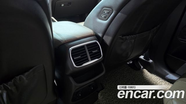 Hyundai Santafe 2020 — photo 31