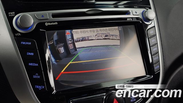Hyundai Accent 2012 — photo 21