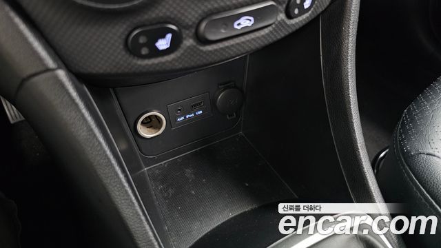 Hyundai Accent 2012 — photo 25