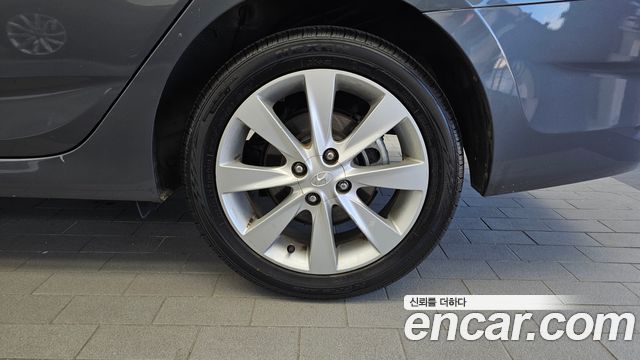 Hyundai Accent 2012 — photo 7