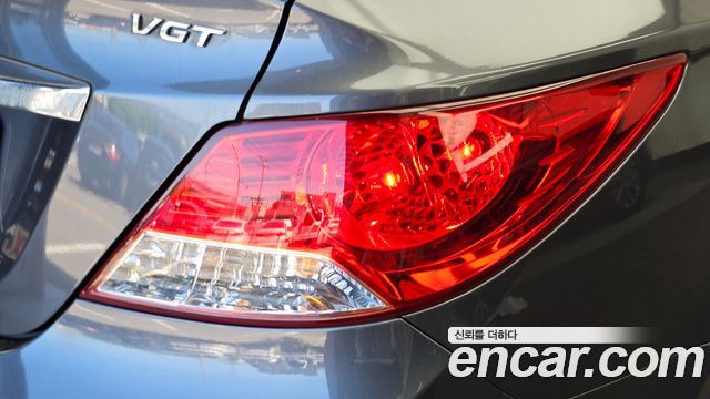 Hyundai Accent 2012 — photo 9