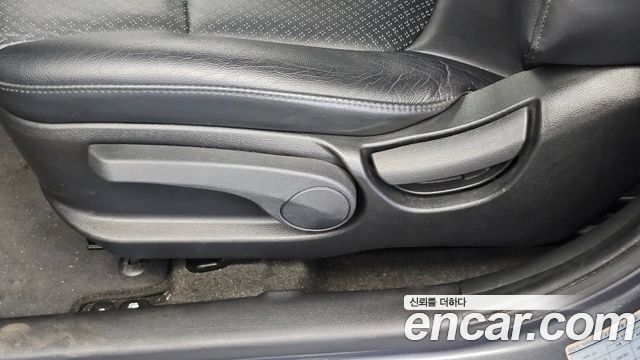 Hyundai Accent 2012 — photo 16