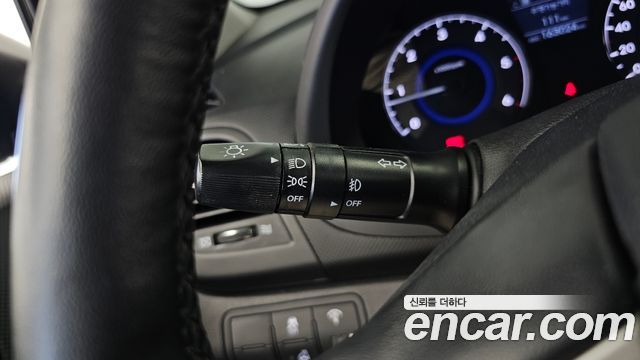 Hyundai Accent 2012 — photo 28