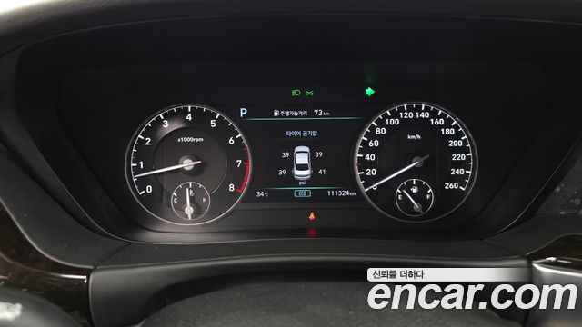 Genesis G90 2019 — photo 11