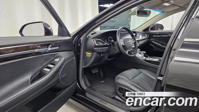 Genesis G90 2019 — photo 13
