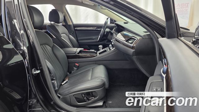 Genesis G90 2019 — photo 17
