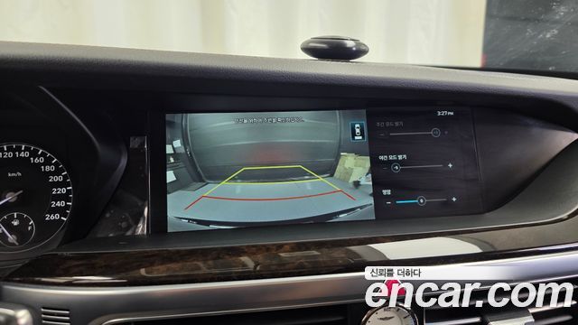 Genesis G90 2019 — photo 21