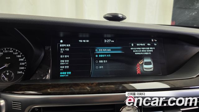 Genesis G90 2019 — photo 22