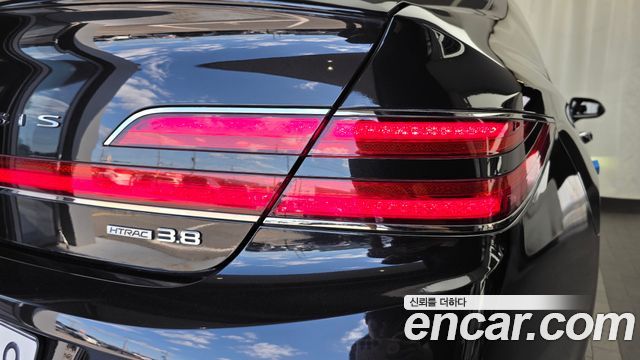 Genesis G90 2019 — photo 9