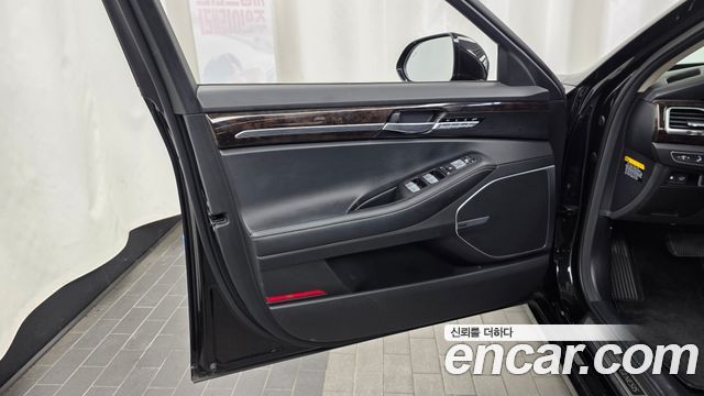 Genesis G90 2019 — photo 14