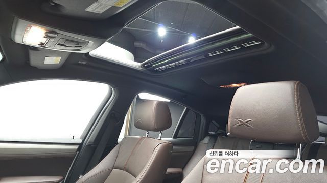 BMW X4 2018 — photo 23