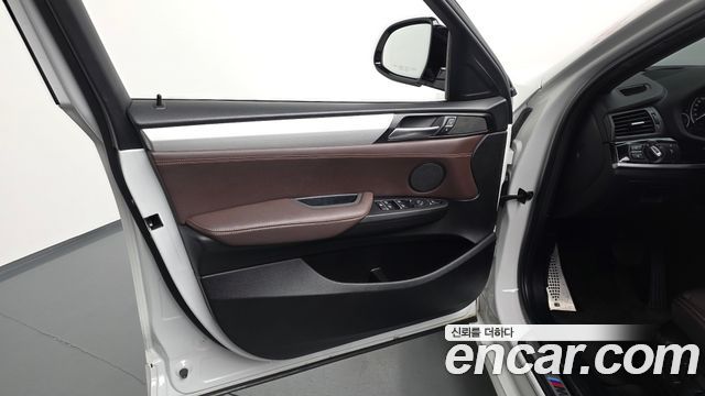 BMW X4 2018 — photo 14